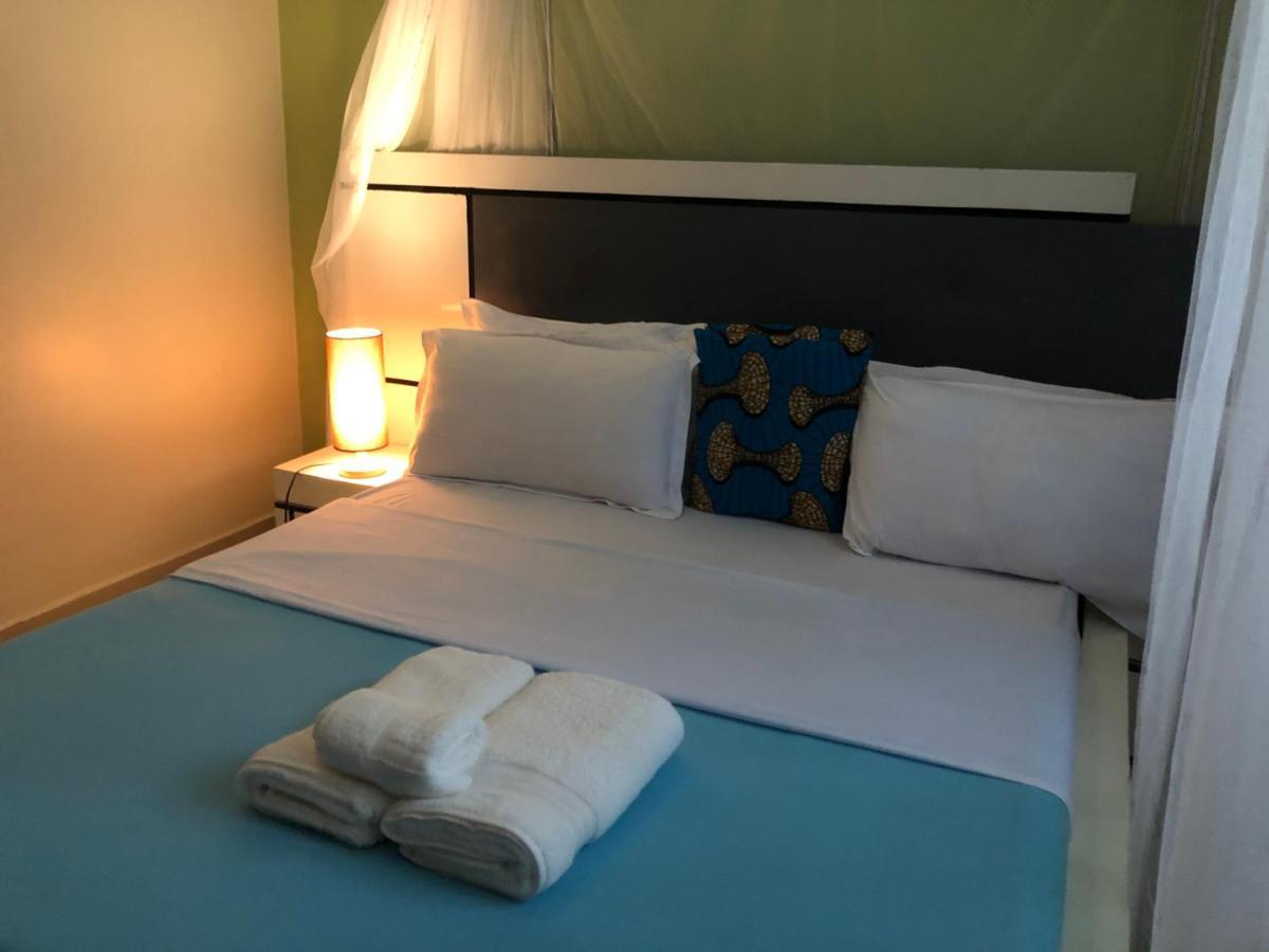 Airport Unique Hotel Entebbe Ngoại thất bức ảnh