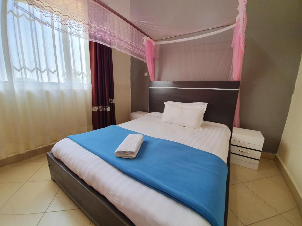 Airport Unique Hotel Entebbe Ngoại thất bức ảnh